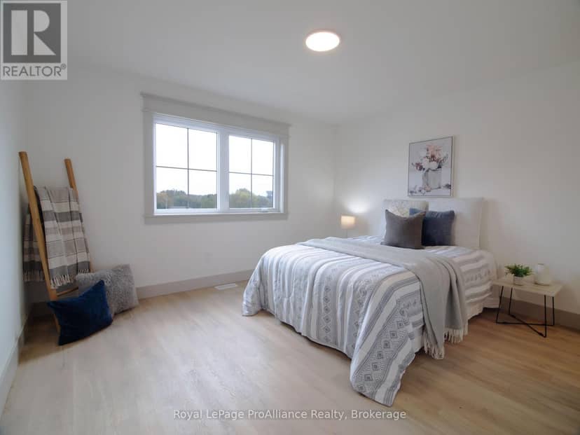 15 Willowbrook Street — photo 33 of 34