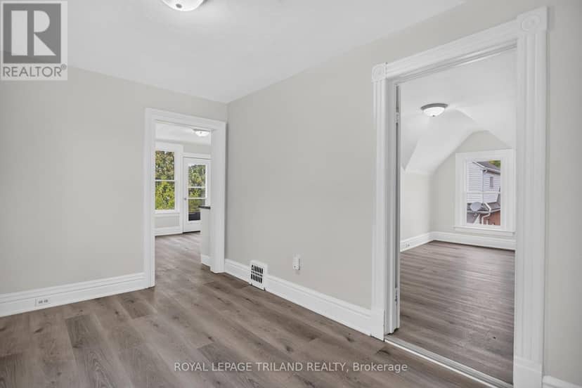 2.5 Antrim Street — photo 40 of 40