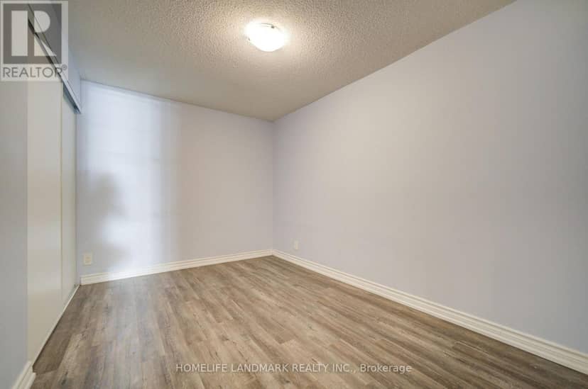 19 Southdale Drive — photo 33 of 40