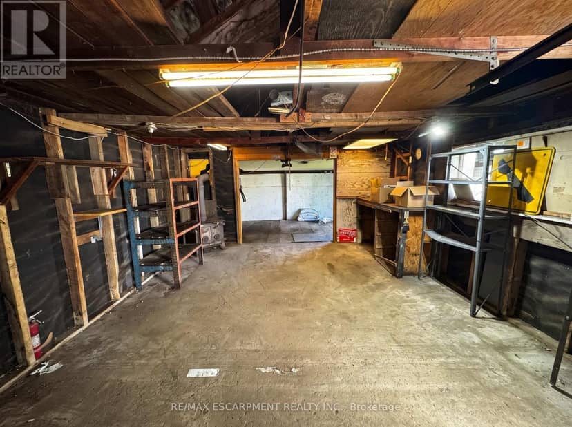 233 Talbot Street — photo 21 of 27