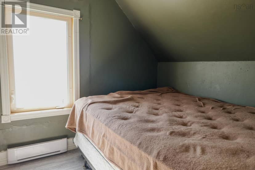 2549 Main Street — photo 15 of 15