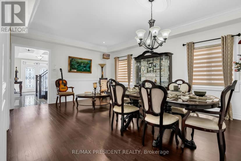 16 Canary Close — photo 12 of 40