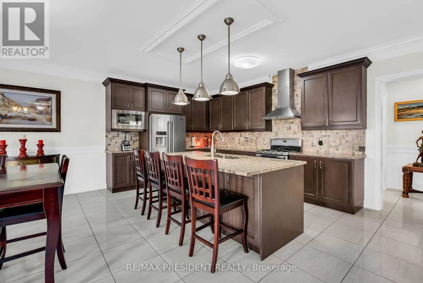 16 Canary Close — photo 17 of 40