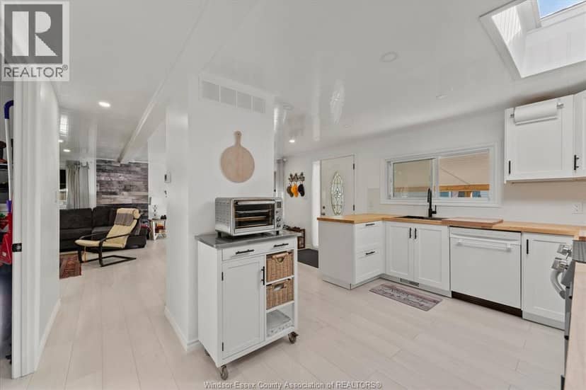 20 Poplar DRIVE — photo 14 of 32