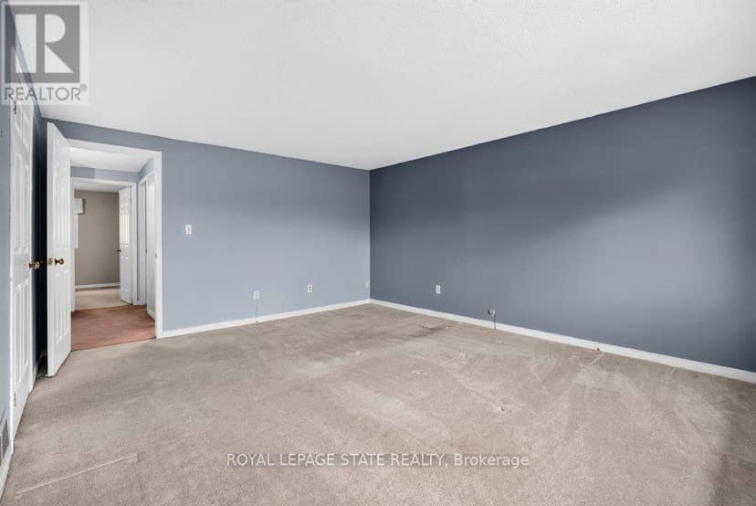 20 - 2 Royalwood Court — photo 28 of 40