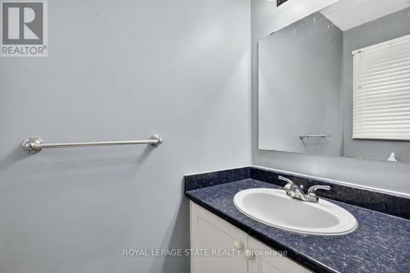 20 - 2 Royalwood Court — photo 23 of 40