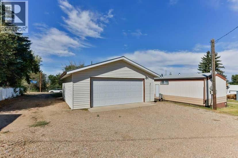 204 1 Street N, Lomond, photo 3