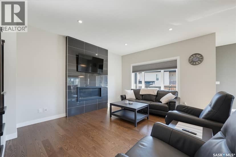 730 Bolstad TURN, Saskatoon, photo 4