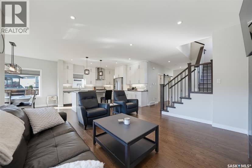 730 Bolstad TURN, Saskatoon, photo 3