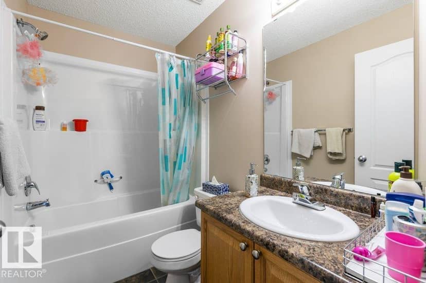 #135 16807 100 AV NW — photo 11 of 21
