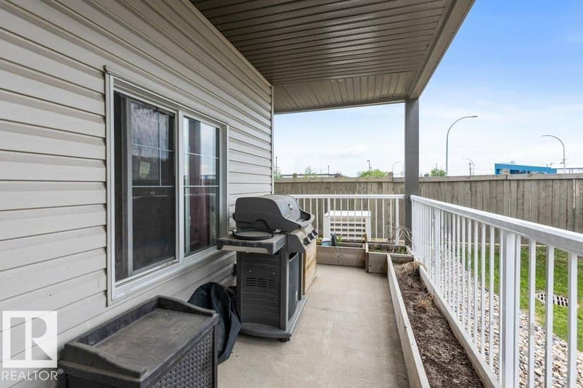 #135 16807 100 AV NW — photo 19 of 21