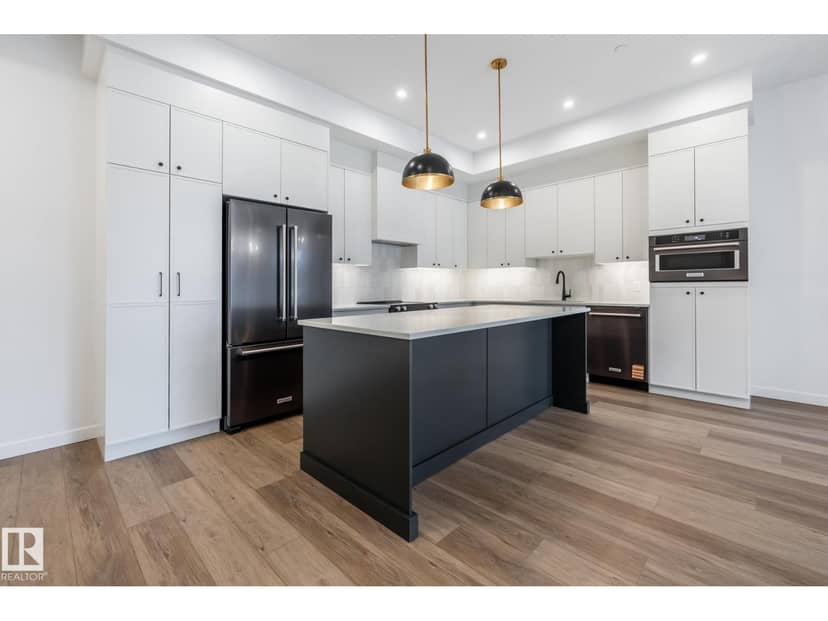 #104 7459 May Common NW, Edmonton, photo 2
