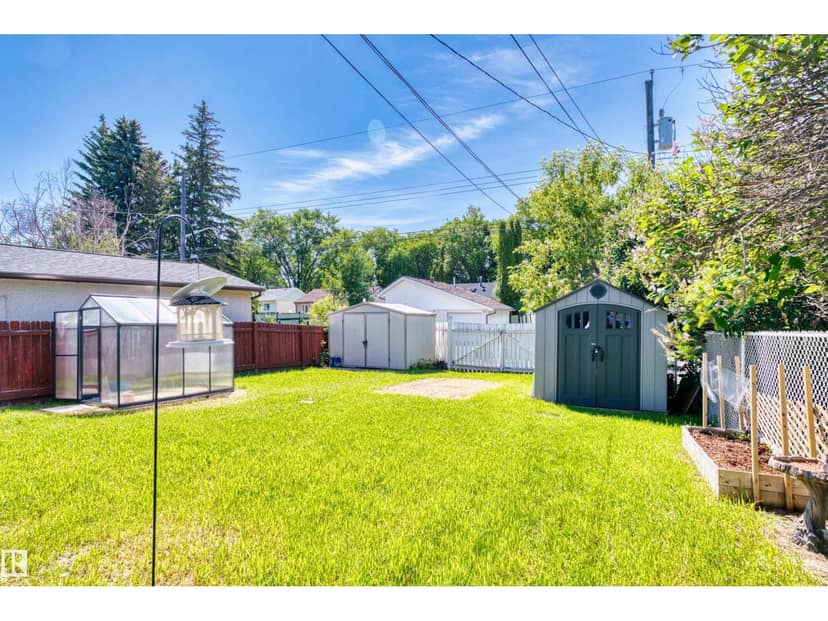 4233 116 AV NW — photo 22 of 30