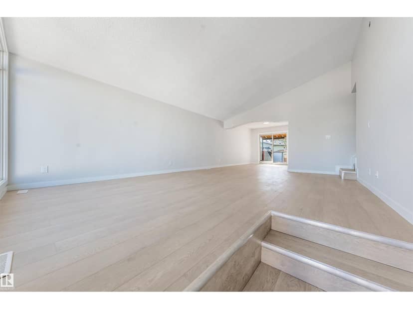 1768 48A ST NW — photo 14 of 40