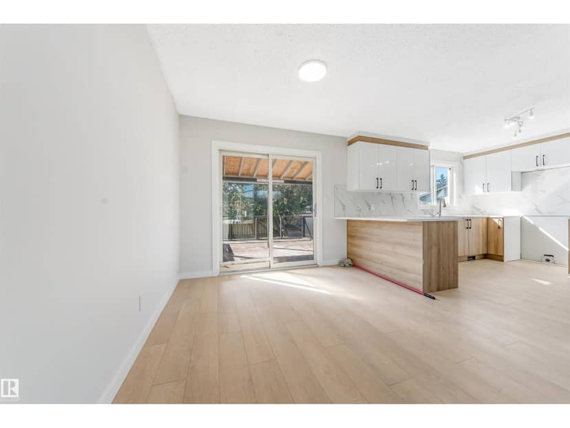 1768 48A ST NW — photo 17 of 40