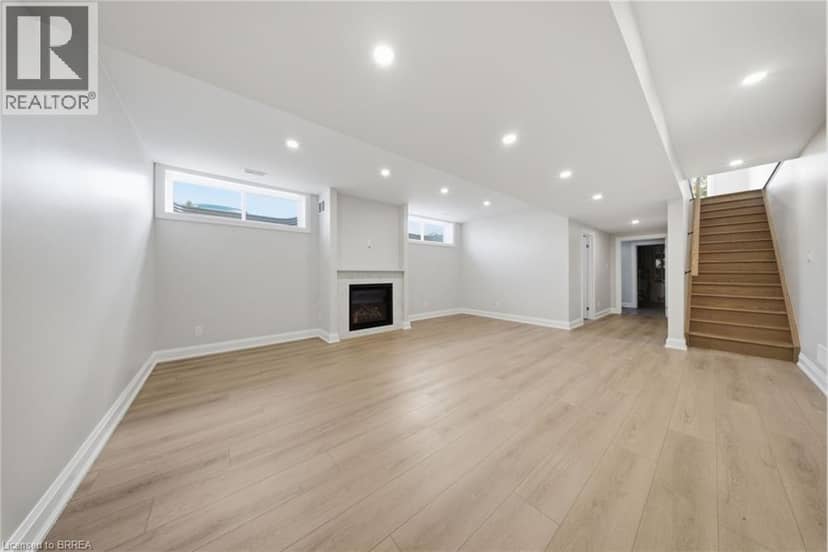 6 BECKETT Drive Unit# 10 — photo 15 of 26