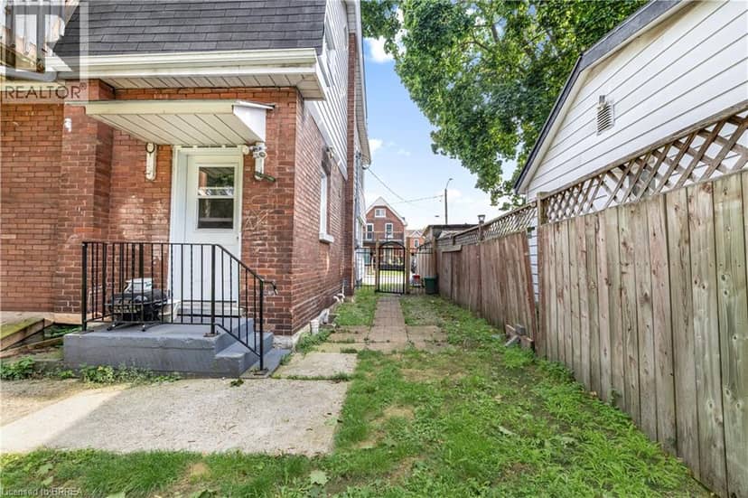86 VICTORIA Street, Brantford, photo 3