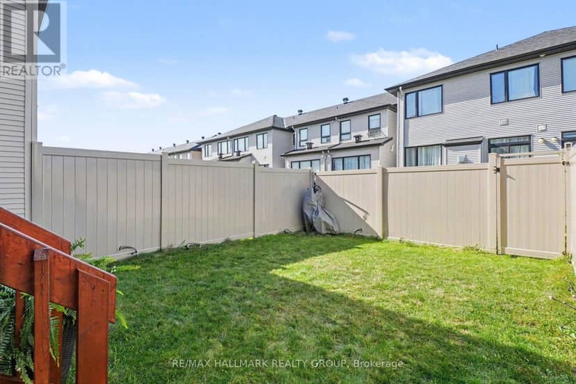 756 Cairn Crescent — photo 32 of 39