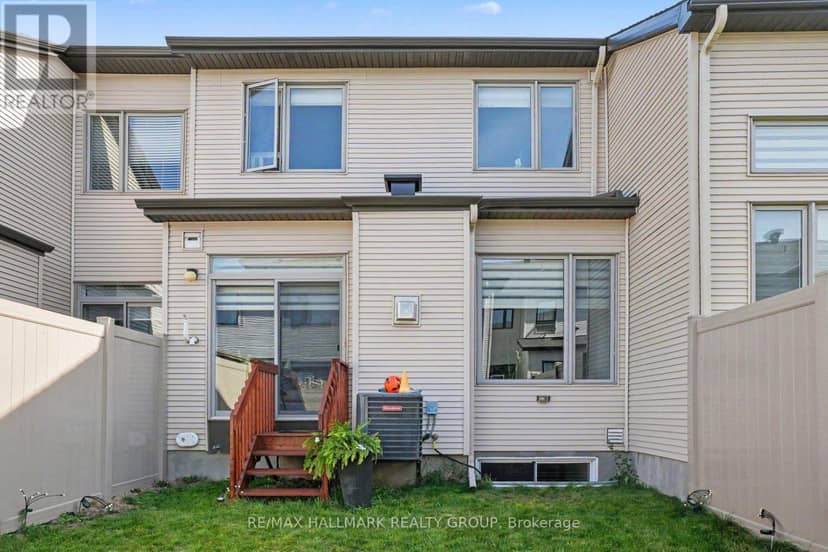 756 Cairn Crescent — photo 33 of 39