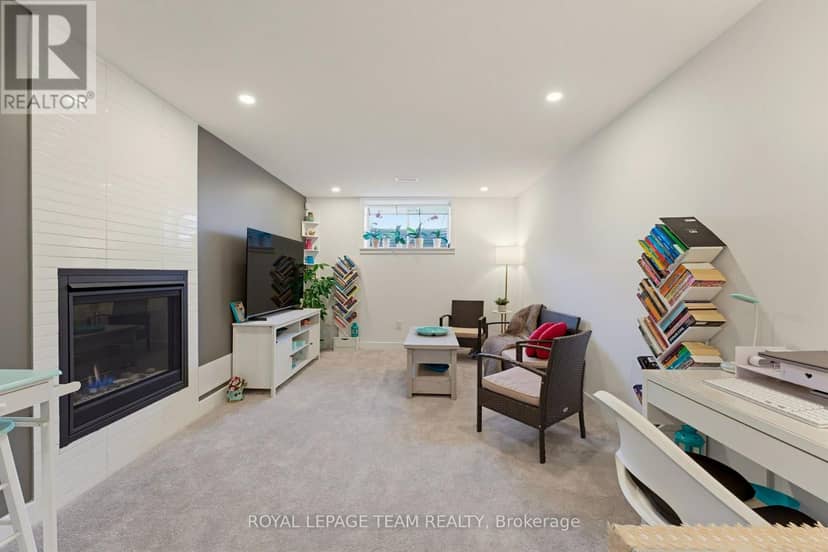 854 Solarium Avenue — photo 34 of 40