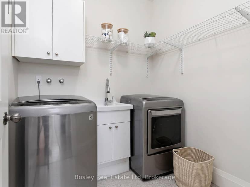 49 Sherbourne Street — photo 23 of 40