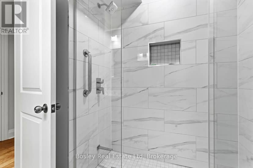 49 Sherbourne Street — photo 27 of 40
