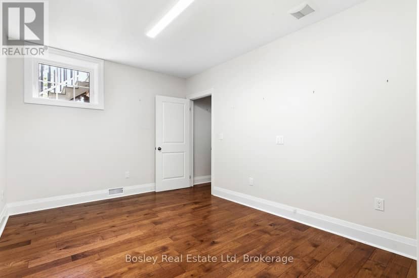 49 Sherbourne Street — photo 33 of 40