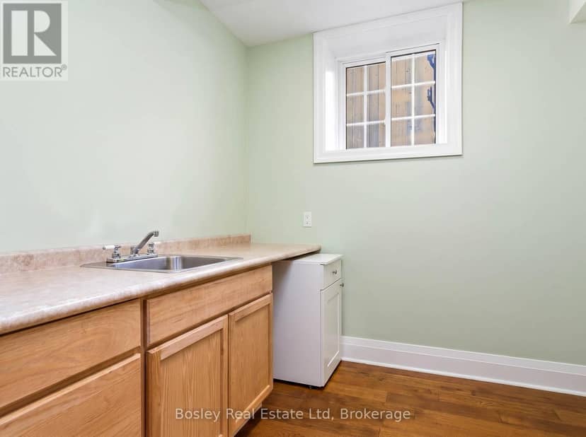 49 Sherbourne Street — photo 34 of 40