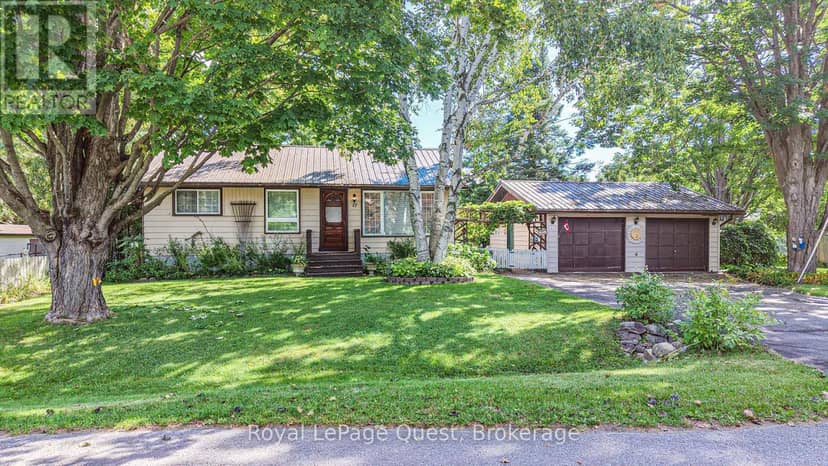 17 Hughes Road E — photo 1 of 23