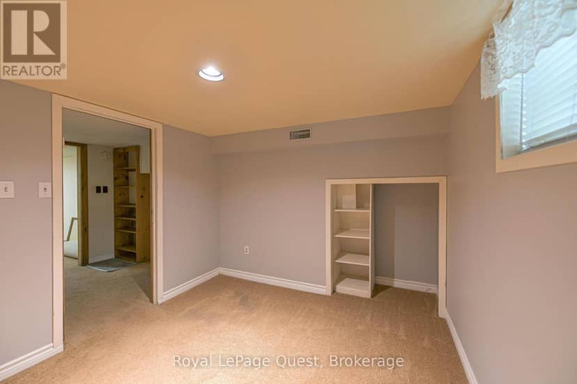 17 Hughes Road E — photo 19 of 23