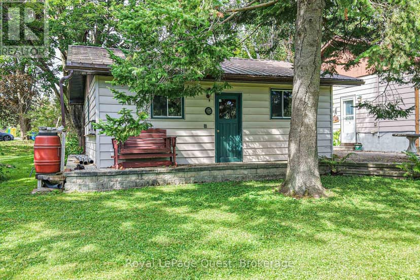 17 Hughes Road E — photo 7 of 23