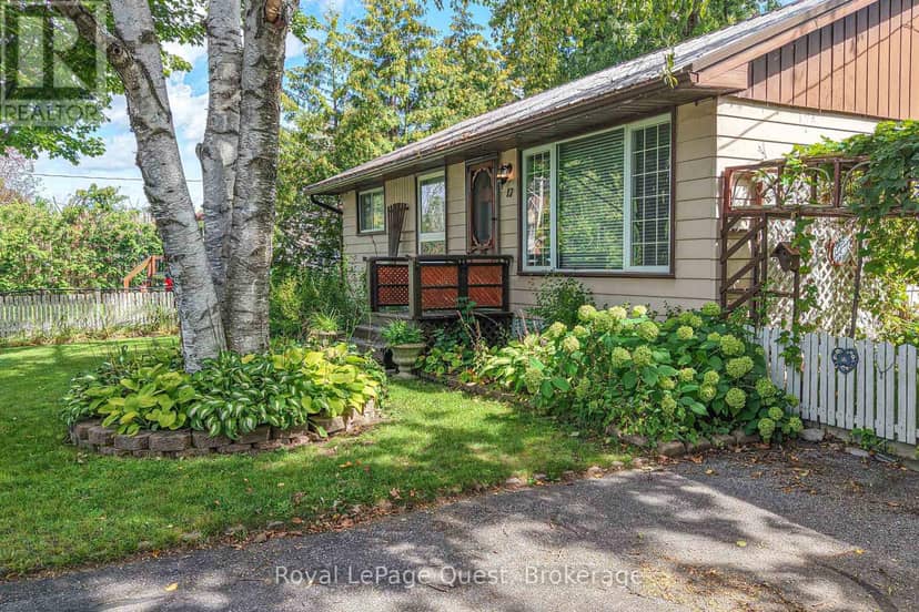 17 Hughes Road E — photo 9 of 23