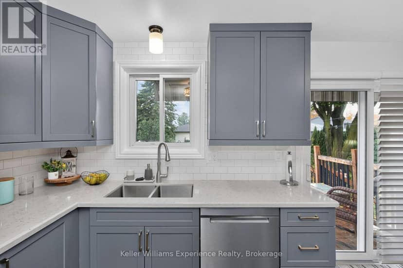 681 Harvey Avenue — photo 11 of 35