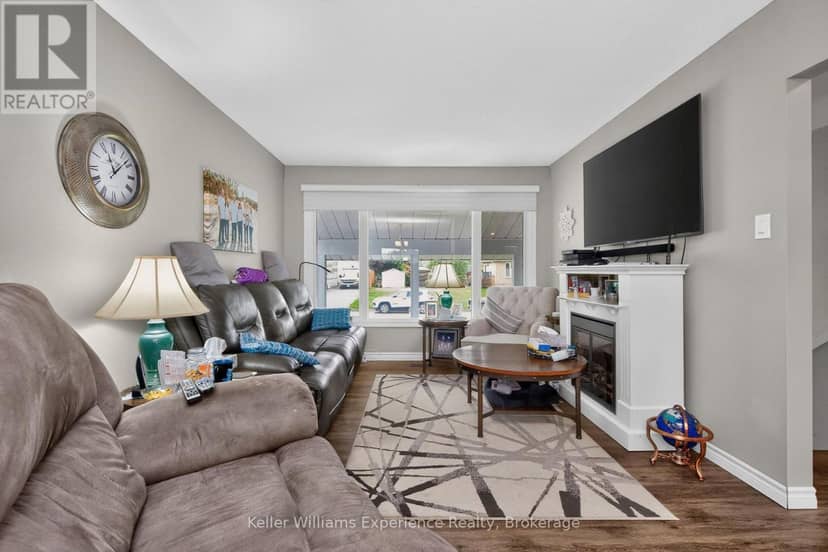 681 Harvey Avenue — photo 13 of 35