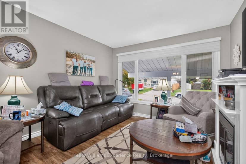 681 Harvey Avenue — photo 14 of 35
