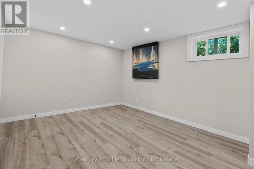 873 9th Avenue E — photo 14 of 40