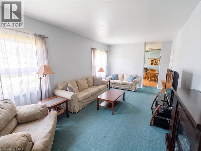 92 MARY Street, Brantford, photo 4