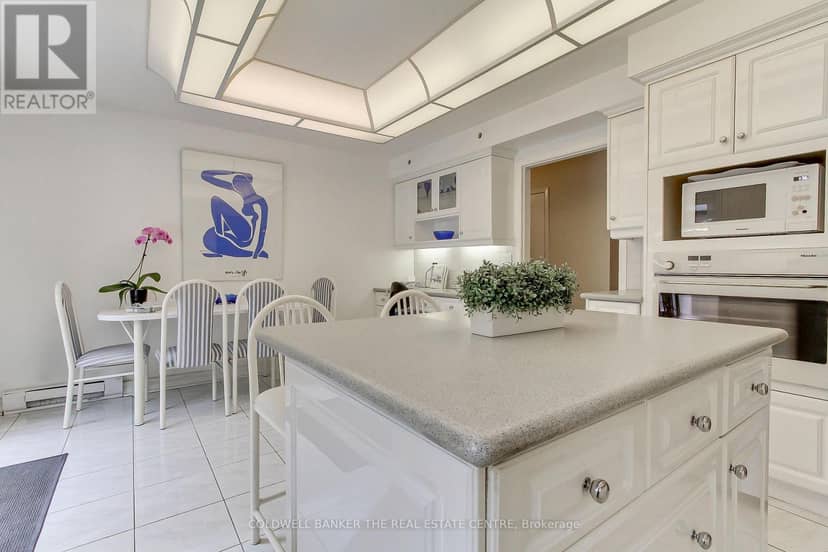 35 Tofino Crescent — photo 22 of 40