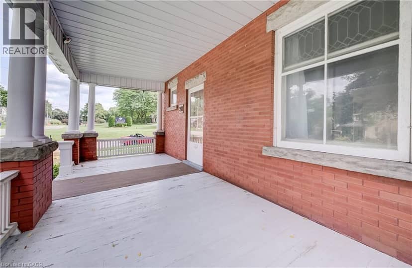 211 MAIN Street, Cambridge, photo 2