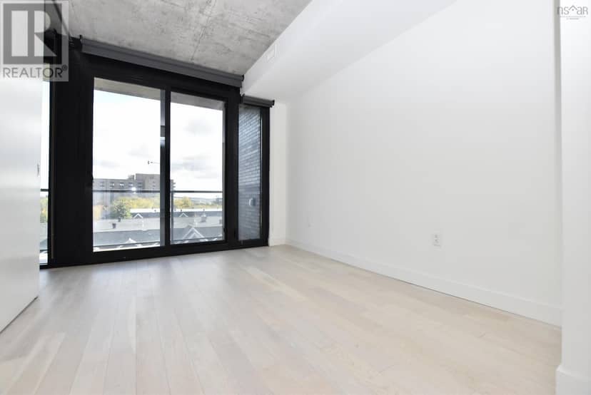 710 1048 Wellington Street — photo 16 of 30