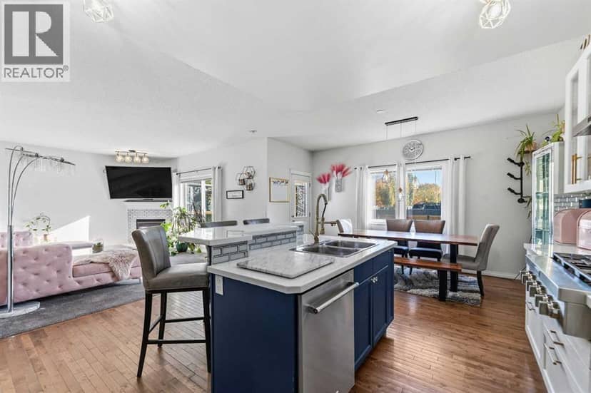 2 Drake Landing Road — photo 9 of 40