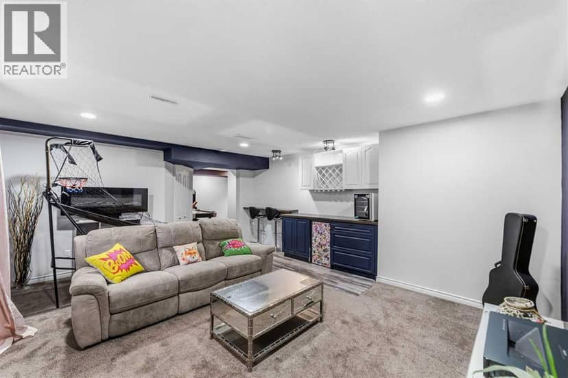2 Drake Landing Road — photo 37 of 40