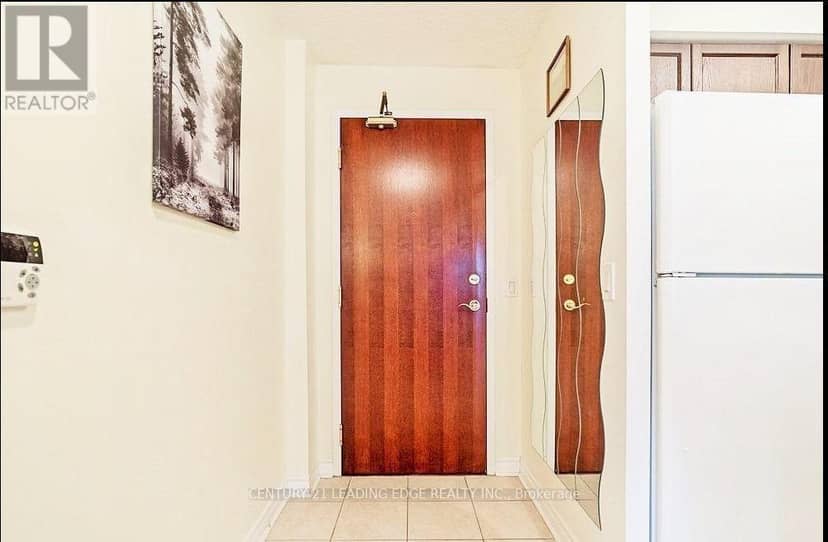 505 - 5 Michael Power Place — photo 4 of 16