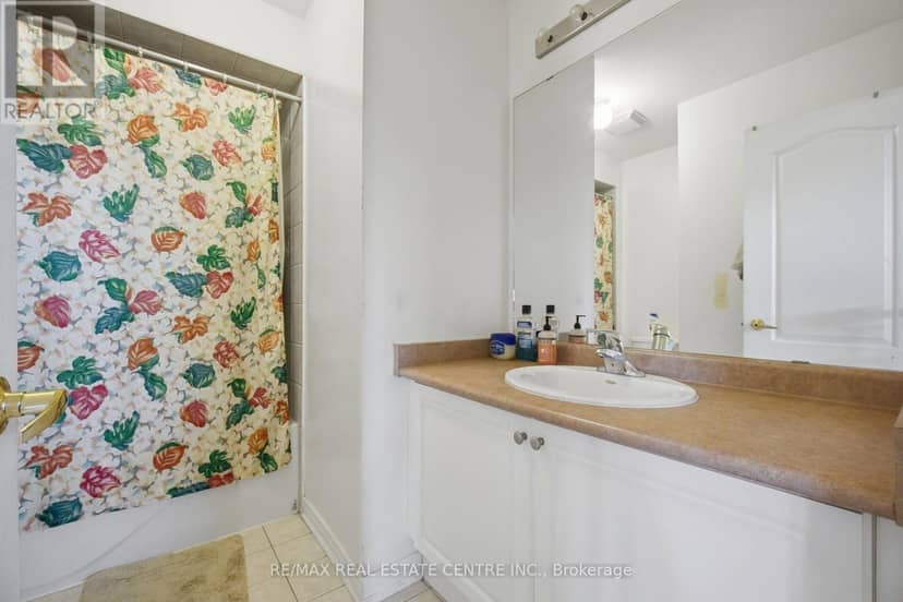 65 Connolly Crescent — photo 35 of 40