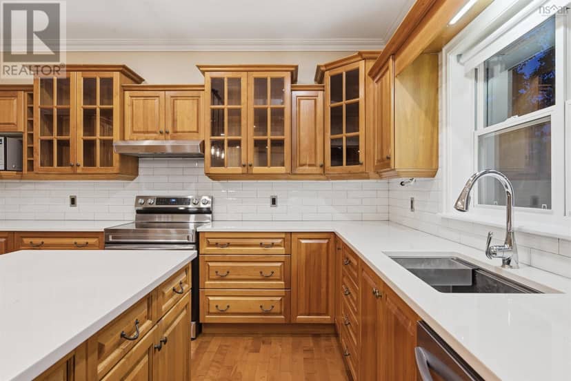 26 Ravines Drive — photo 12 of 40