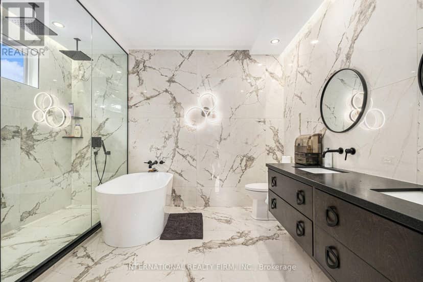 79 Boyce Avenue — photo 19 of 40