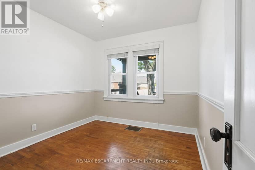 96 Paling Avenue — photo 13 of 35