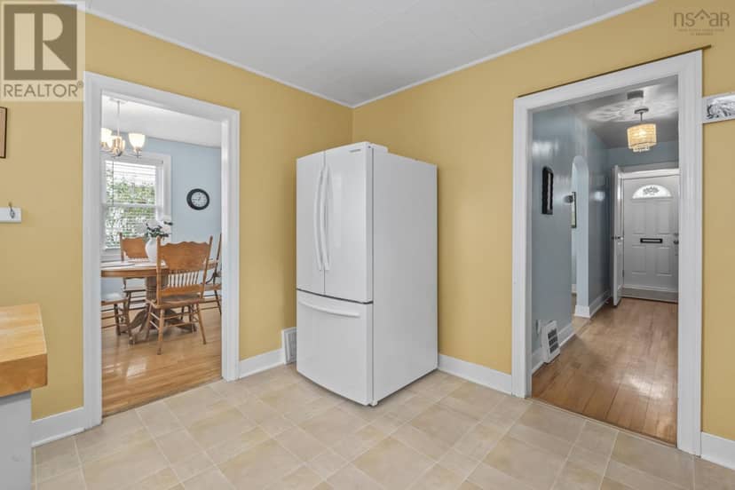 140 Victoria Road — photo 30 of 40