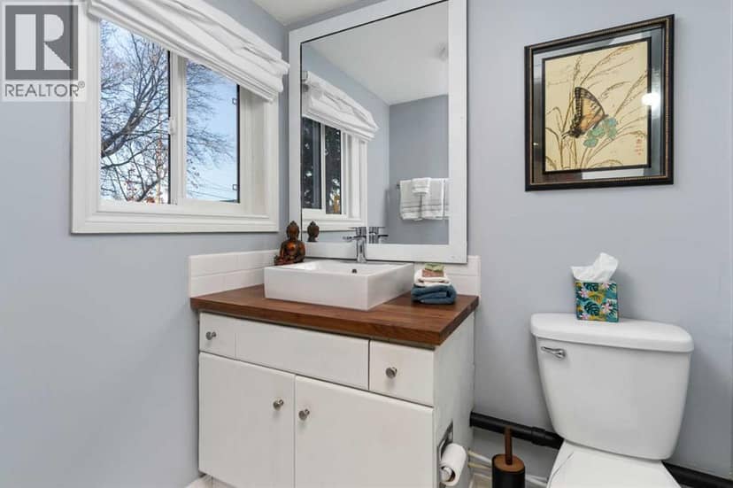 5013 49 A Street — photo 15 of 36