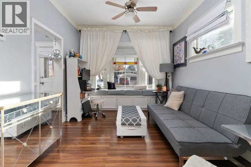 5013 49 A Street — photo 9 of 36